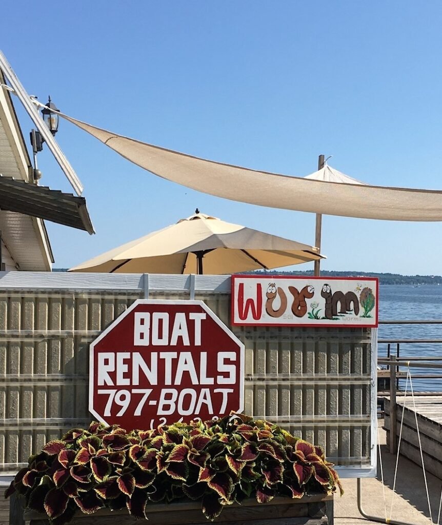 797-BOAT rental shop front
